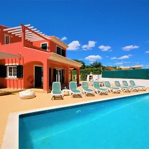 Mikael - Free Wi-fi - Aircon - Private Pool By Bedzy , Albufeira Portugal