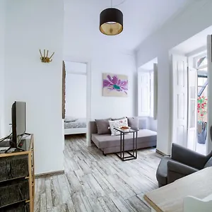 https://garden-apartment-lisbon.hotels-lisbon-portugal.com